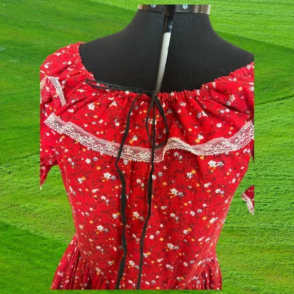 Vintage Women's Prairie Dress, S/M - Picture 4 of 5